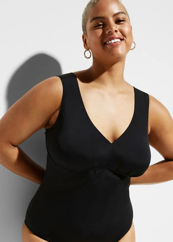 Shape-badedrakt med V-hals, middels formende, bonprix