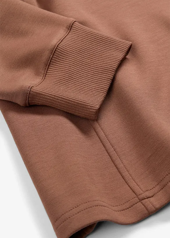 Sweatshirt i innsvingt modell, bonprix
