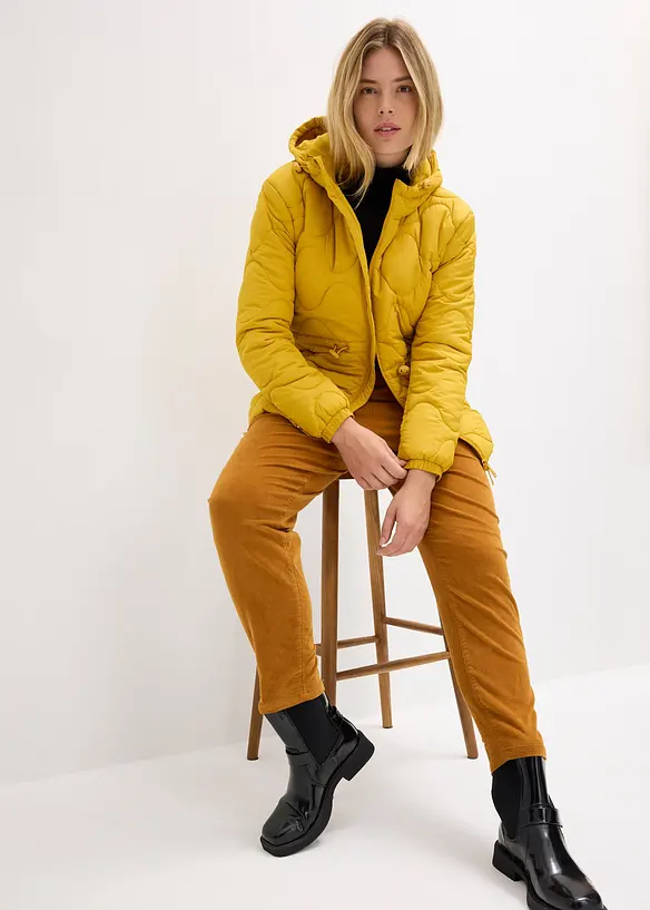 Vattert jakke med hette, bonprix