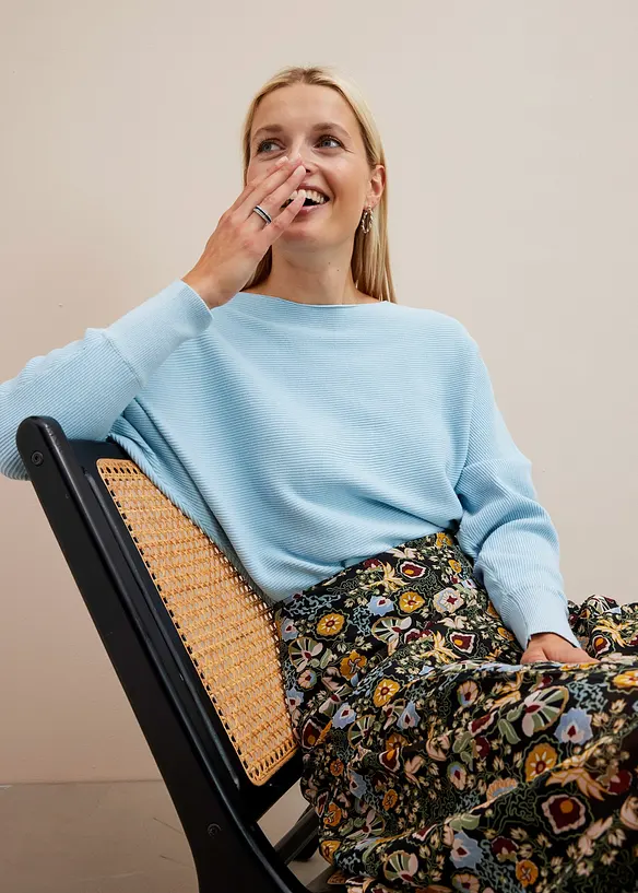 Oversized ribbestrikket genser, bonprix