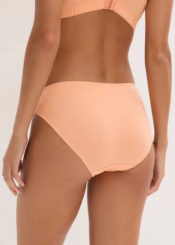 Truse med myk &oslash;kologisk bomull og blonde, bonprix