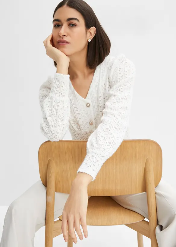 Strikkejakke med dekorknapper, bonprix