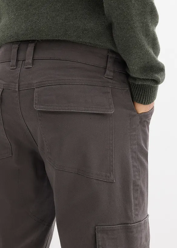 Relaxed Fit-cargobukse i 100% bomull, tapered, bonprix