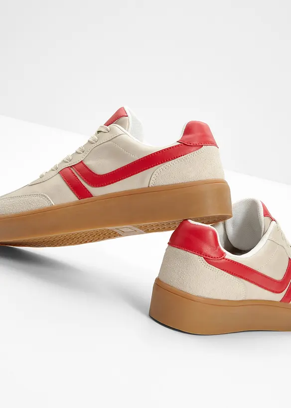 Plat&aring;sneakers i retrostil, bonprix