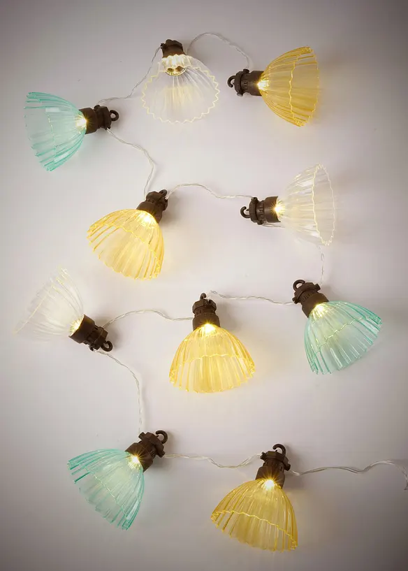 LED-lyslenke med meshkuler, bonprix