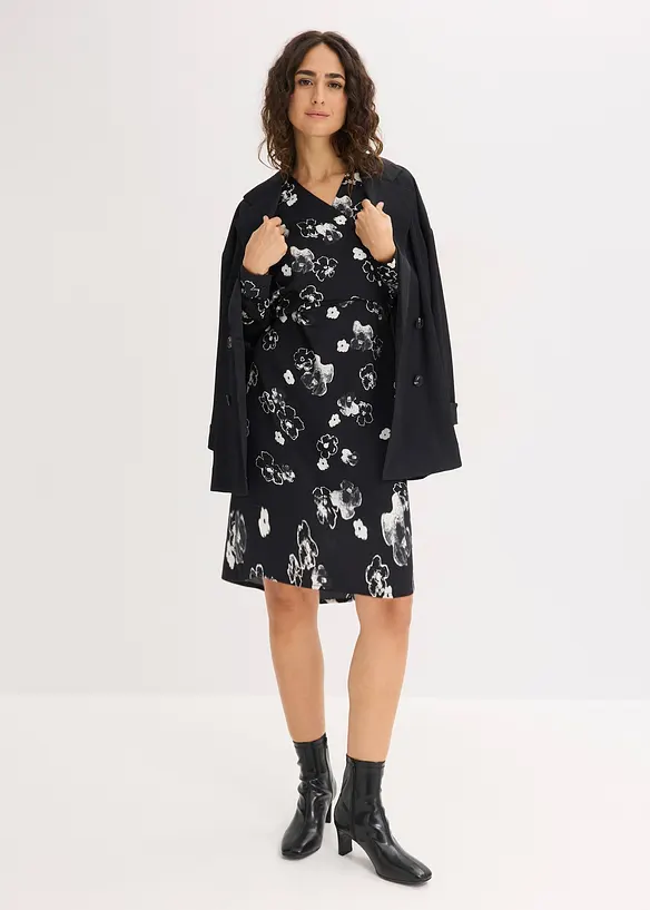 Kjole i lett sateng, bonprix