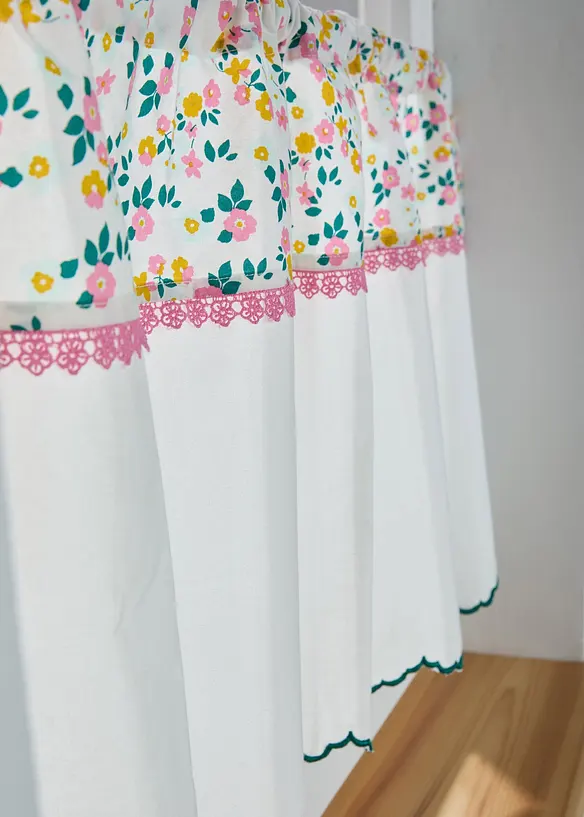 Gardinkappe av &oslash;kologisk bomull med blonde, bonprix