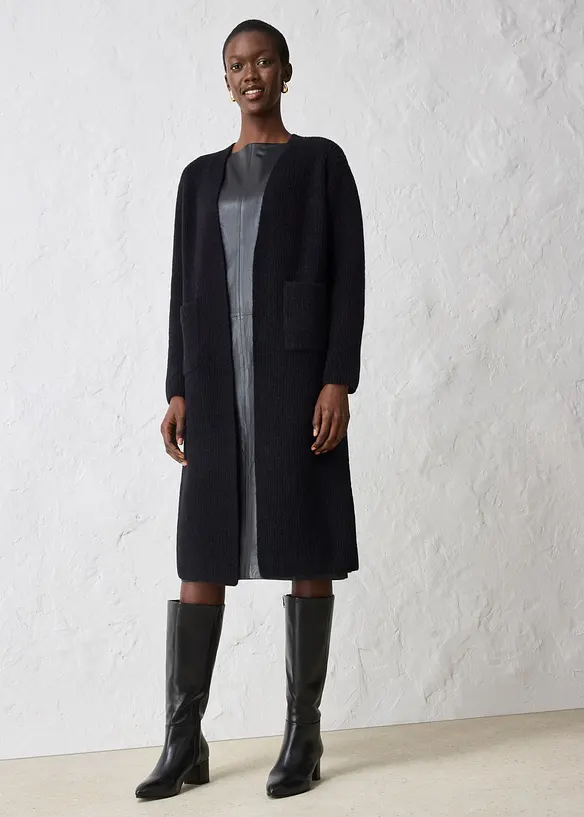 Strikkek&aring;pe med alpakka, bonprix