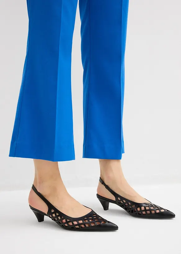 7/8-bukse med utsvingte ben og dekorativ knapp, bonprix