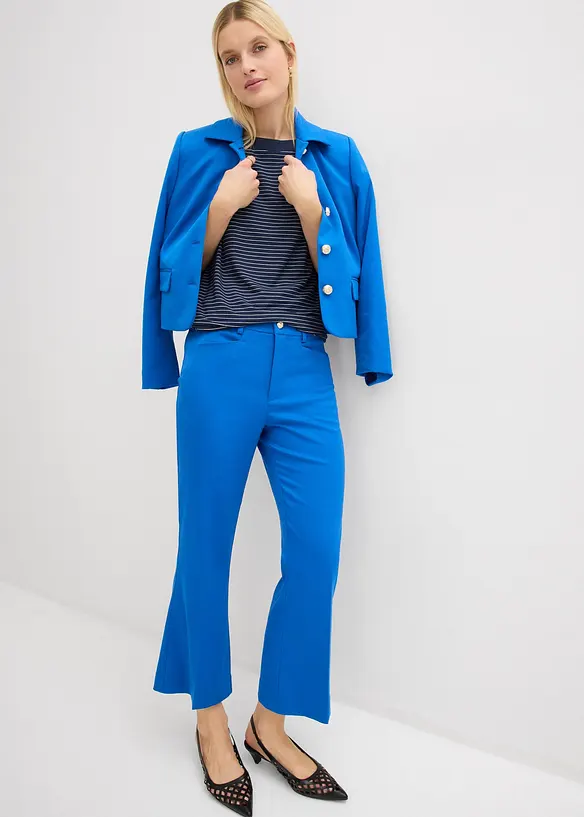 7/8-bukse med utsvingte ben og dekorativ knapp, bonprix