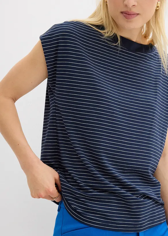 Topp i lett viskose med besetning i sateng, bonprix