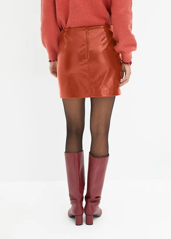 Kort skj&oslash;rt i imitert skinn, bonprix