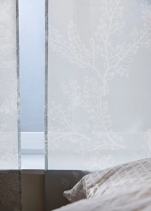 Panelgardin med blomsterm&oslash;nster (1-pack), bonprix