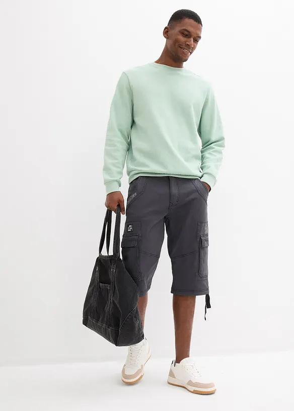 Bermudashorts i lang modell med stretch og cargolommer, Regular Fit, bonprix