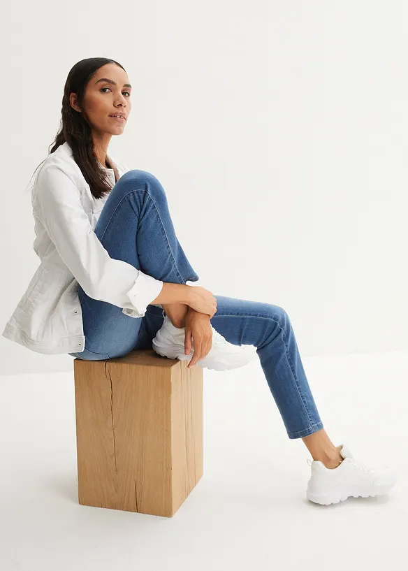 Straight-jeans Mid Waist, stretch, bonprix