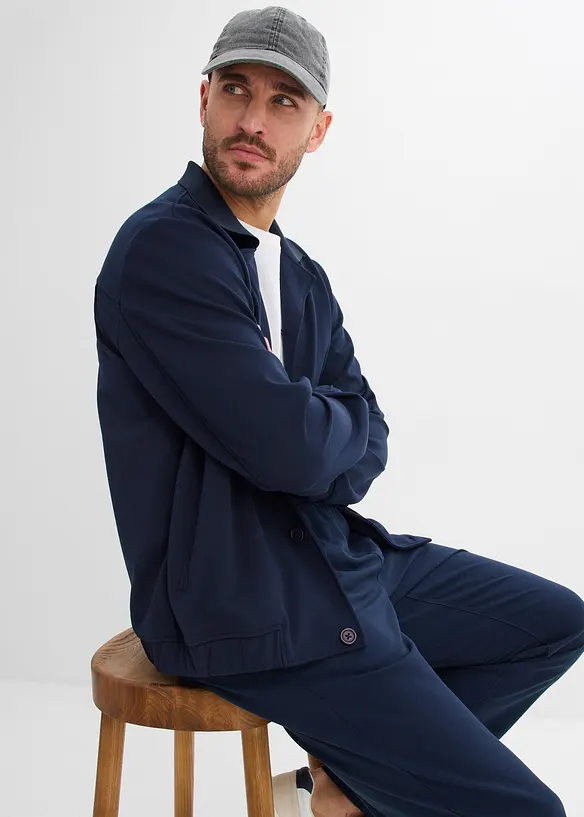 Bomberjakke i lett materiale med stretch, bonprix