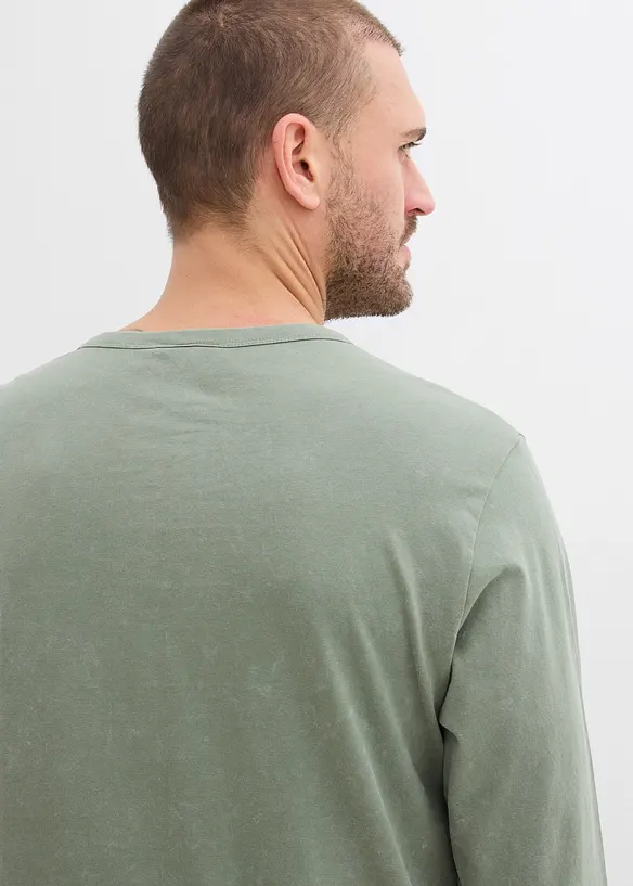 Langermet shirt i 100% bomull med vasket effekt, bonprix