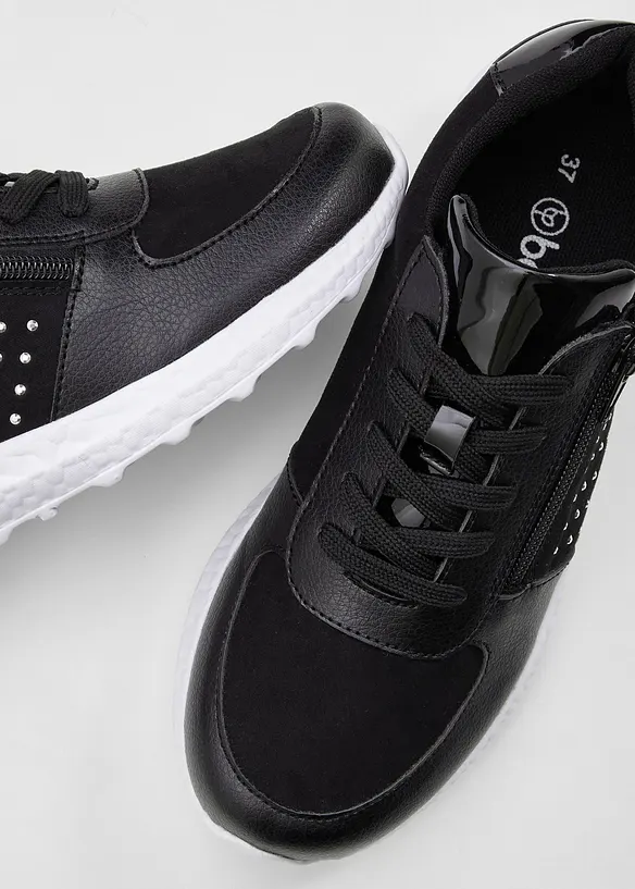 Sneakers med glitterstener, bonprix