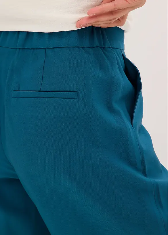 Bukse i lett viskosemateriale med vide ben, bonprix