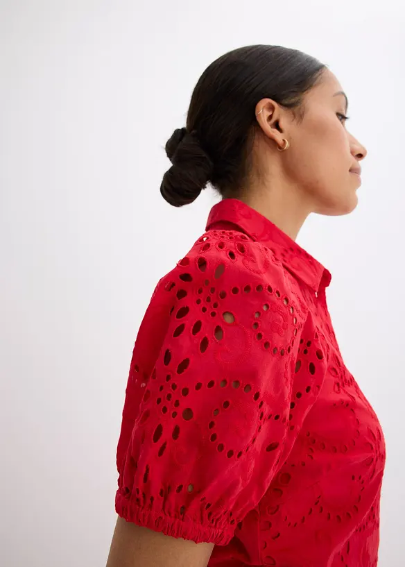 Skjortekjole i 100% bomull med hullbroderier, bonprix