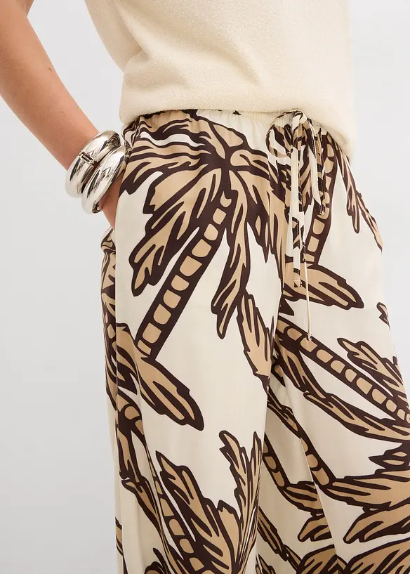 Bukse i lett viskose med vide ben, bonprix