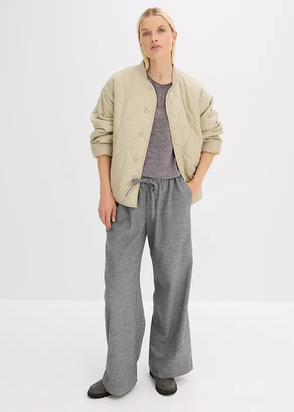 Kort topp i boxy passform, bonprix