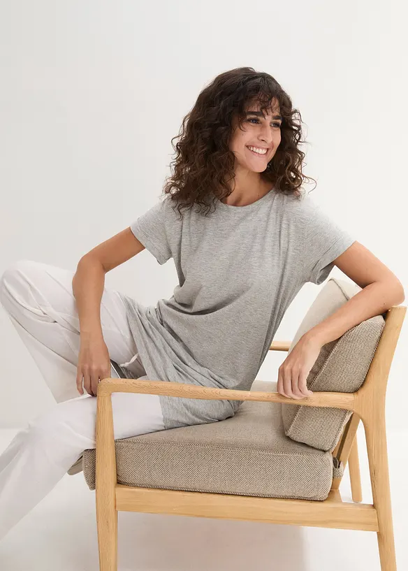 Boxy, lang topp med korte ermer, bonprix