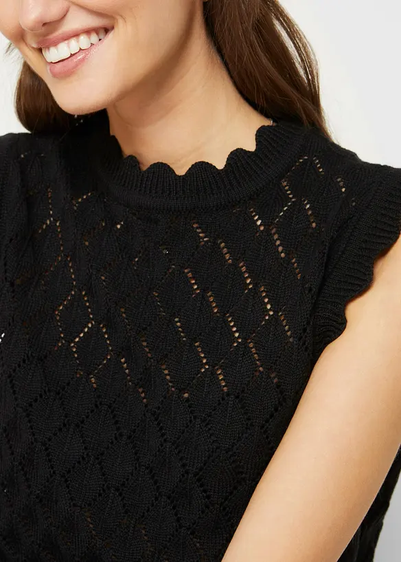 Strikket vest i bomullsmiks med hullm&oslash;nster, bonprix