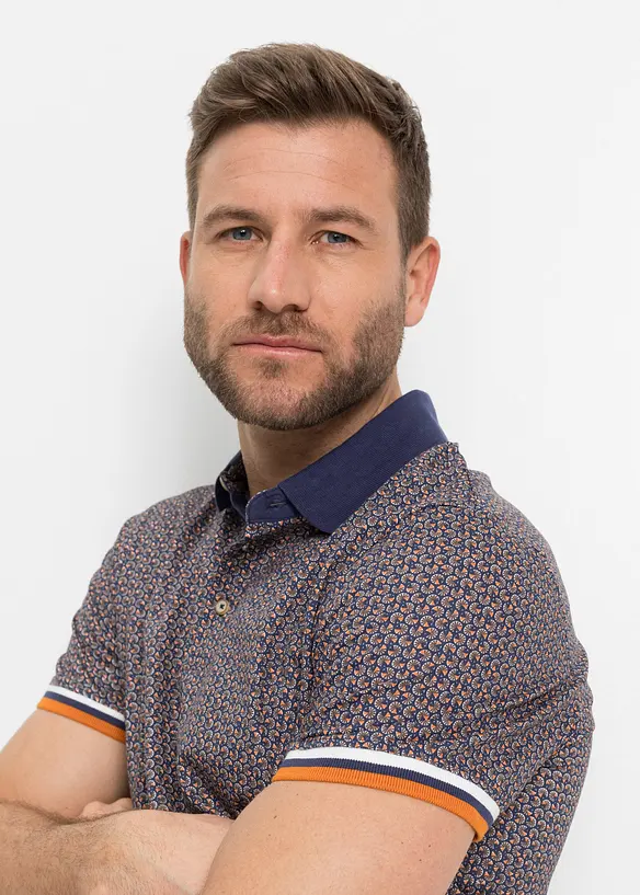 Kortermet jersey-poloskjorte i 100% &oslash;kologisk bomull, bonprix