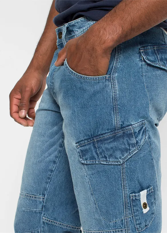 Lang cargo-bermudashorts i lett denim med stretch, Relaxed Fit, bonprix