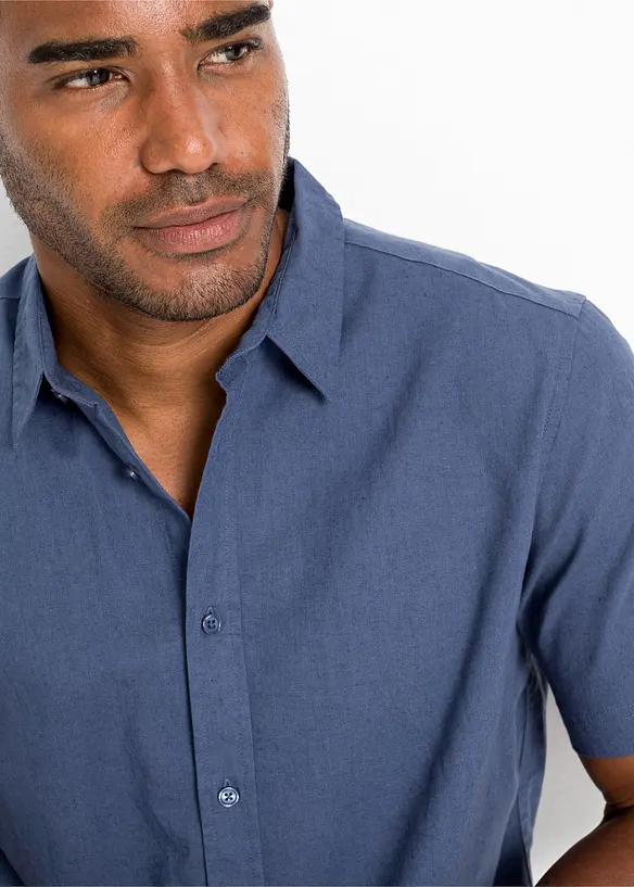 Kortermet skjorte i luftig linmiks, bonprix