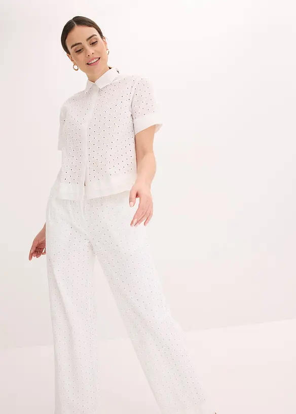 Bluse med hullbroderi, bonprix