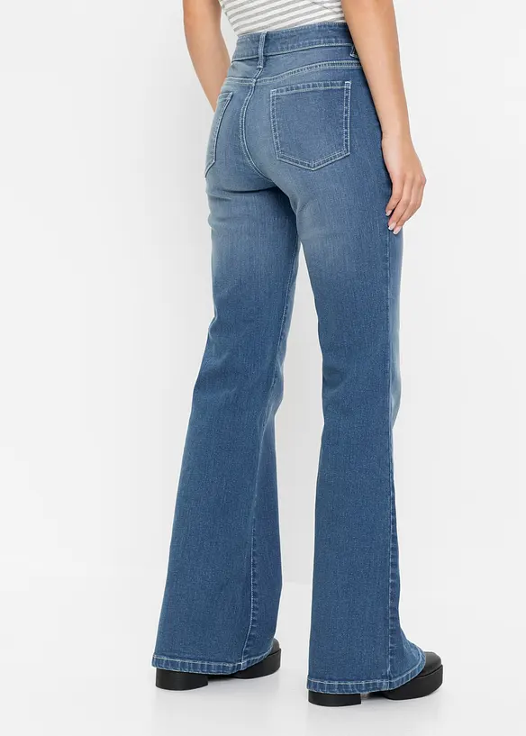 Flared-jeans Mid Waist, &oslash;kologisk bomull, bonprix