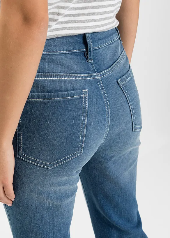 Flared-jeans Mid Waist, &oslash;kologisk bomull, bonprix
