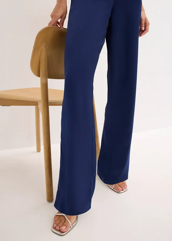 Jumpsuit i sateng med glans, bonprix