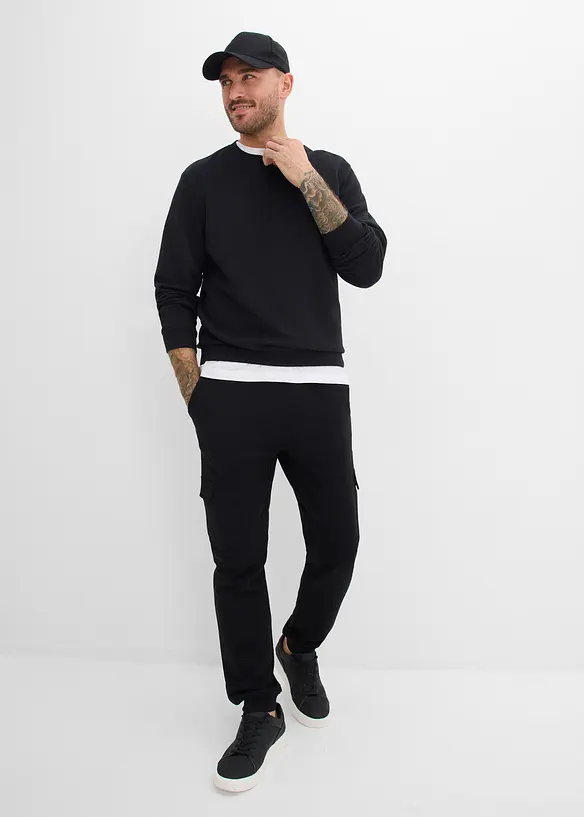 Joggebukse i 100% &oslash;kologisk bomull og cargomodell, bonprix