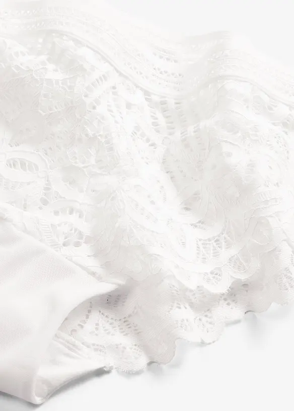 Hipstertruse i eksklusivt blondemateriale, bonprix