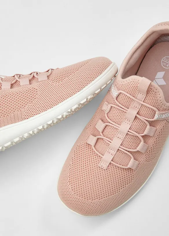 Barfotsko med fleksible s&aring;ler fra Lico, Lico