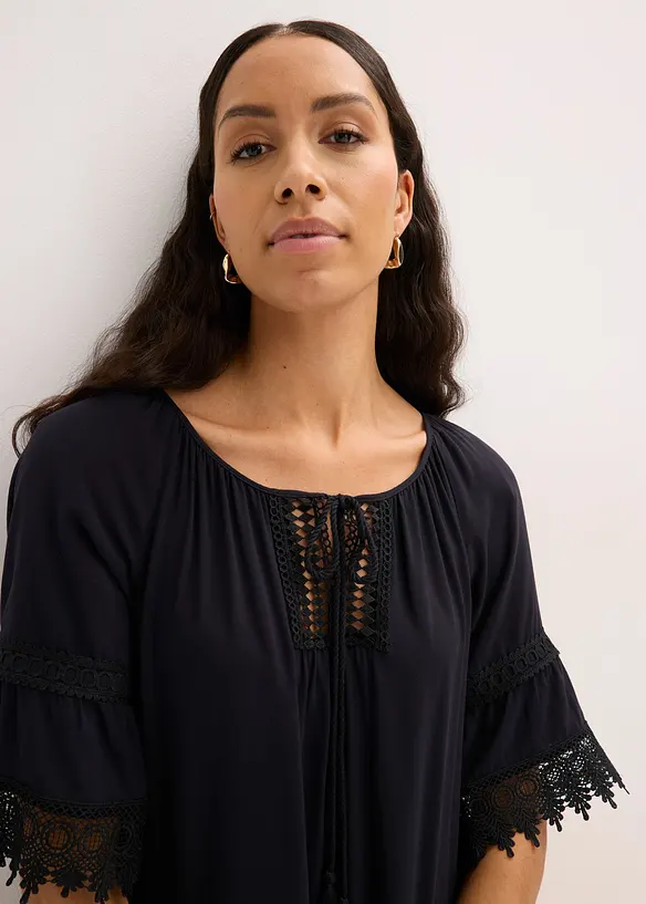 Tunika i myk viskose med blonder, bonprix