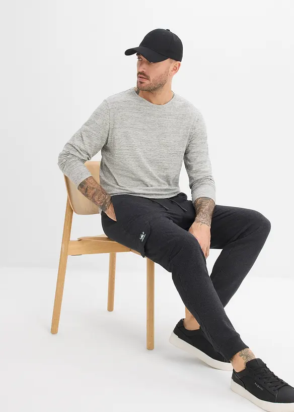 Joggebukse med cargolommer, bonprix