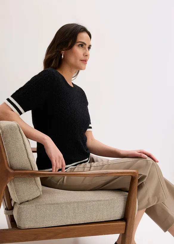 Genser med hullm&oslash;nster og fj&aelig;rgarn, bonprix