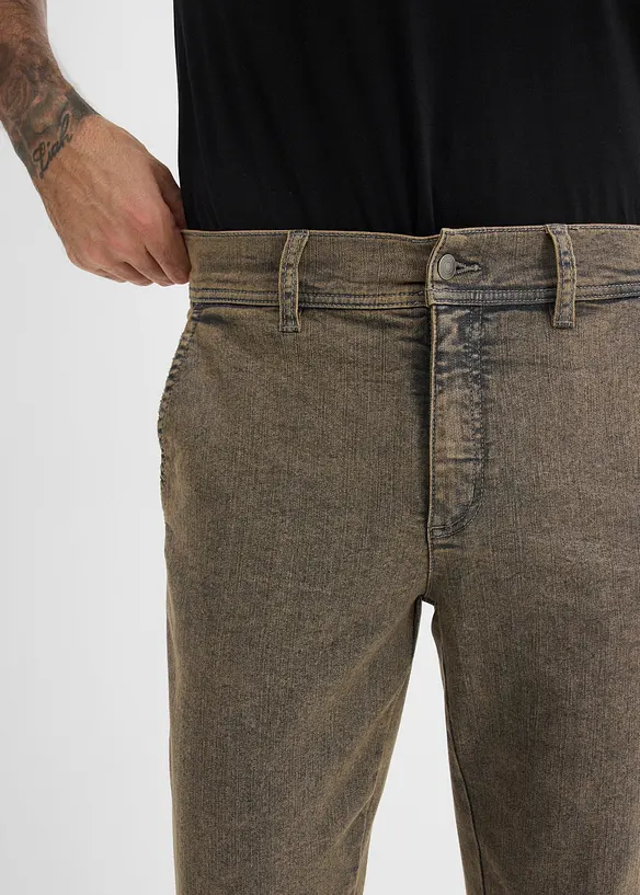 Relaxed fit-jeans i lett denim med stretchlinning, Straight, bonprix