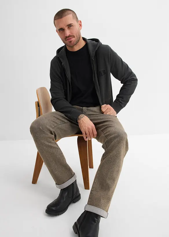 Relaxed fit-jeans i lett denim med stretchlinning, Straight, bonprix