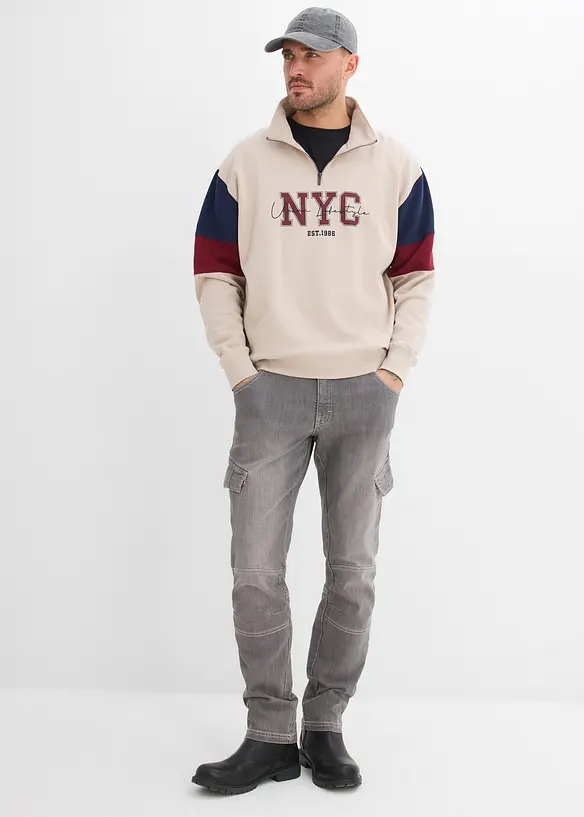Regular fit-cargojeans i lett denim med stretchlinning, Straight, bonprix