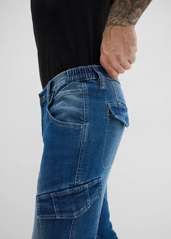 Regular fit-cargojeans i lett denim med stretchlinning, Straight, bonprix