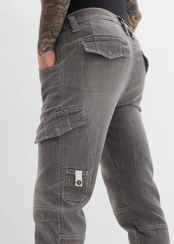 Regular fit-cargojeans i lett denim med stretchlinning, Straight, bonprix