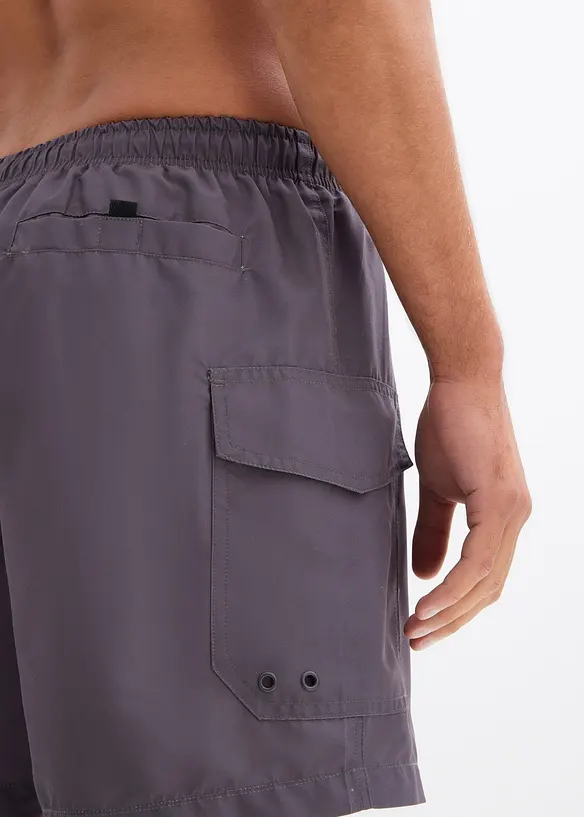 Badeshorts med cargolomme, bonprix