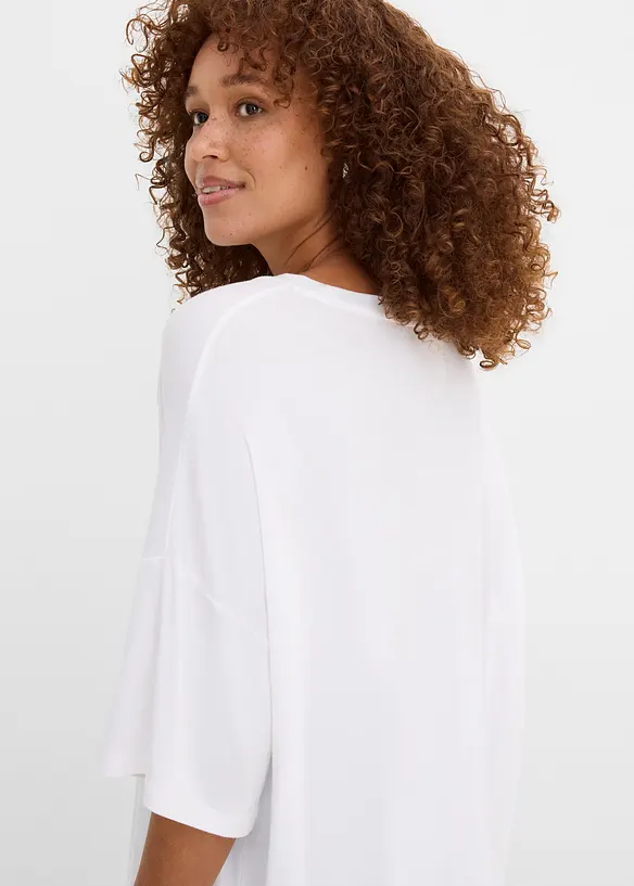 Lett oversized topp av lett viskose, bonprix