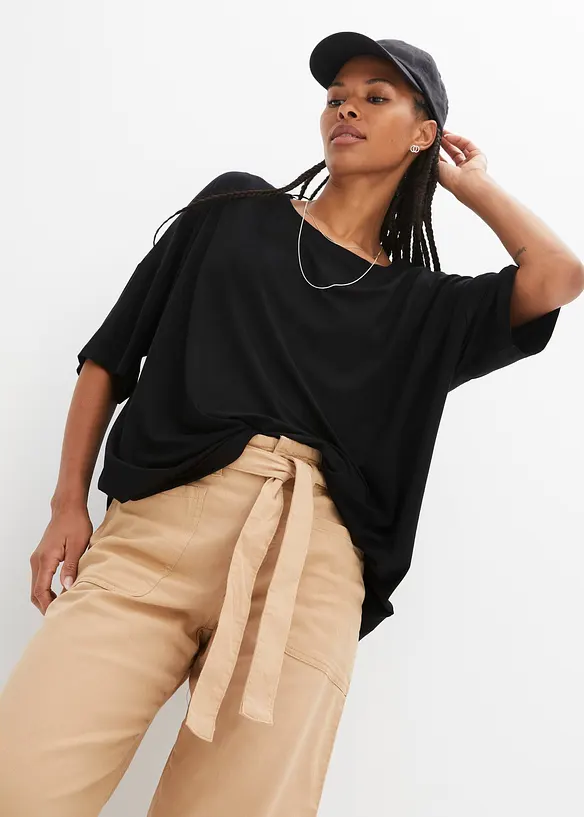 Lett oversized topp av lett viskose, bonprix