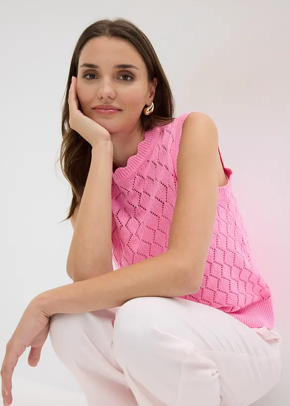 Strikket vest i bomullsmiks med hullm&oslash;nster, bonprix